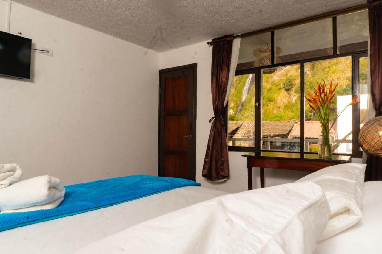 באניוס Hotel De Mi Pueblo מראה חיצוני תמונה